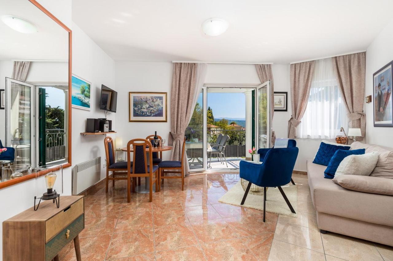 Light Summer Apartment With A Swimming Pool Opatija Exteriér fotografie